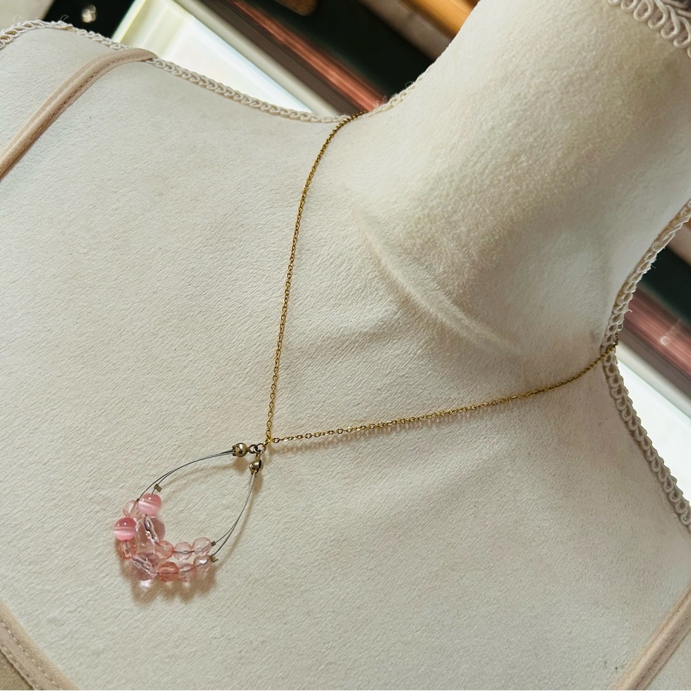 Vintage cat eye glass stone bead pendant on chain necklace